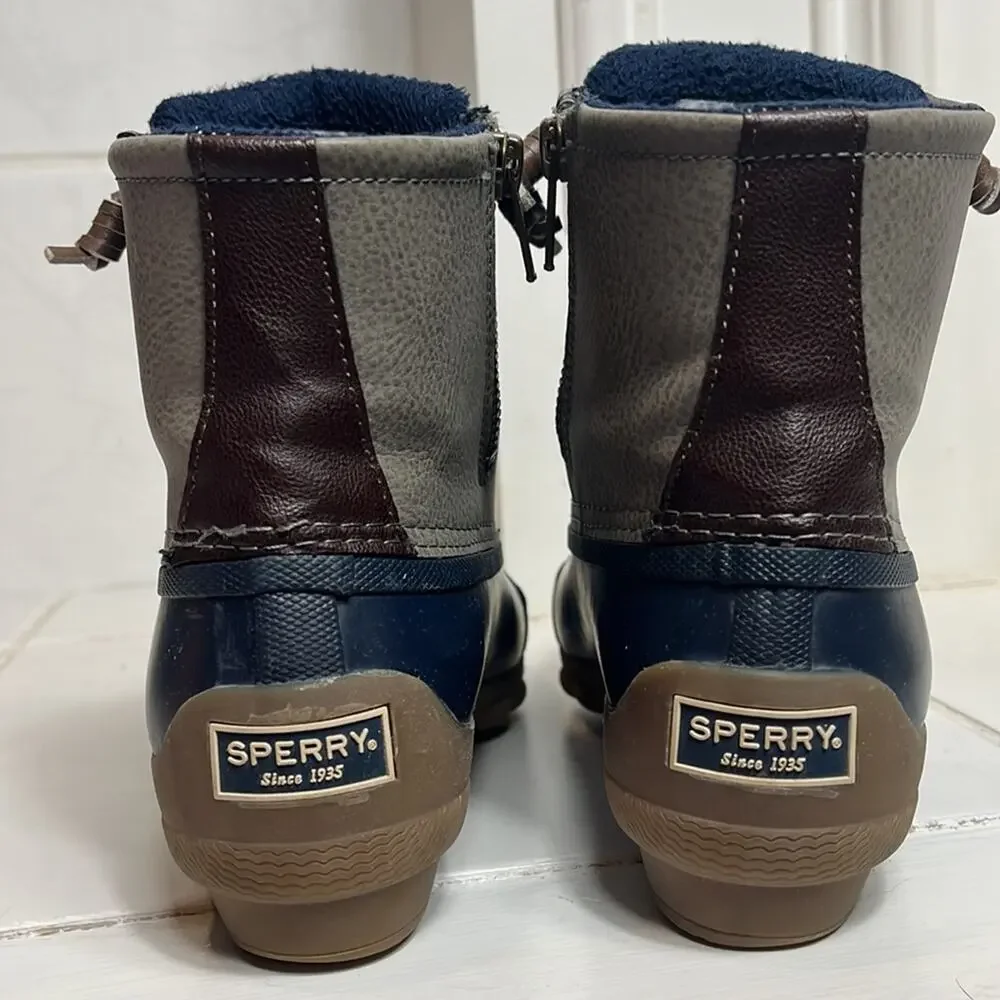 Sperry wear navy very